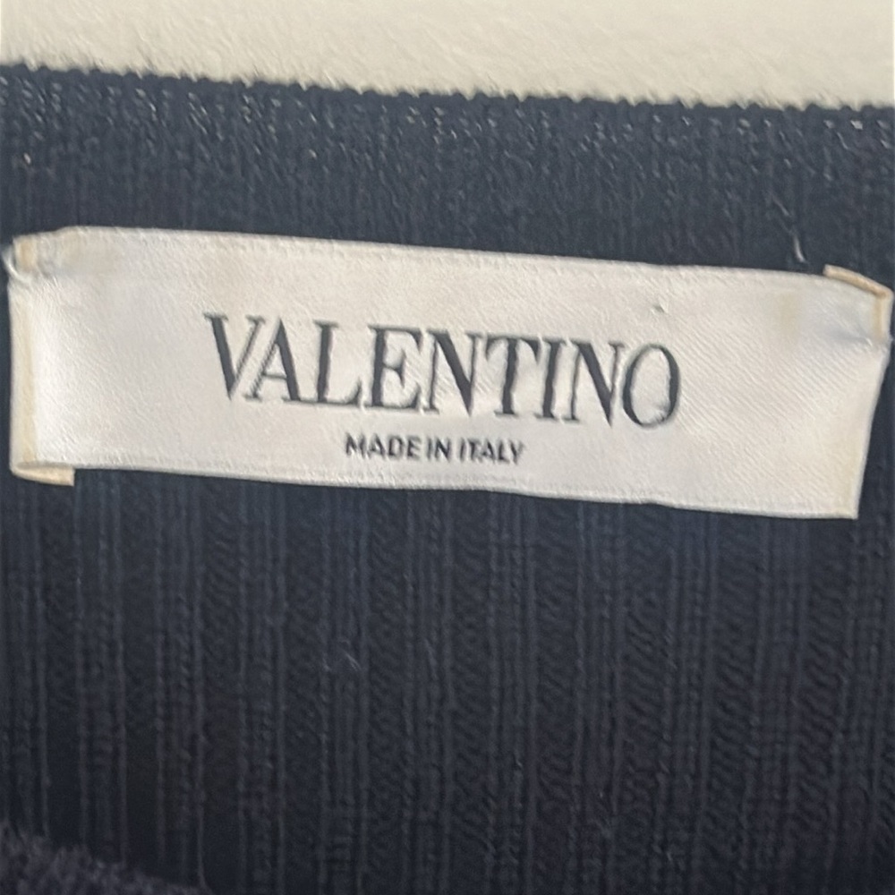 VALENTINO COUTURE DRESS - Picture 6 of 10